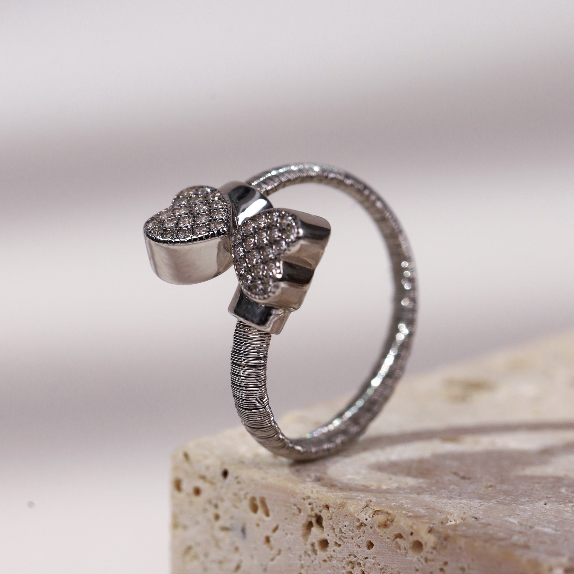 BLOOMVERE ADJUSTABLE HEART RING