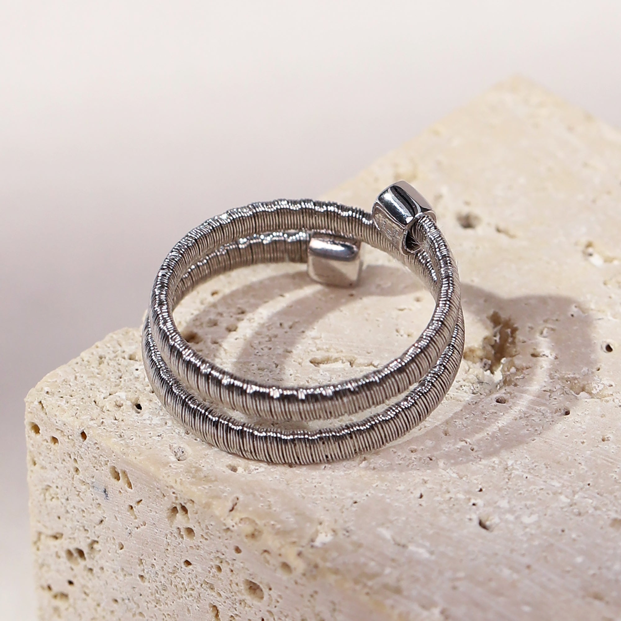 BLOOMVERE ADJUSTABLE COIL RING