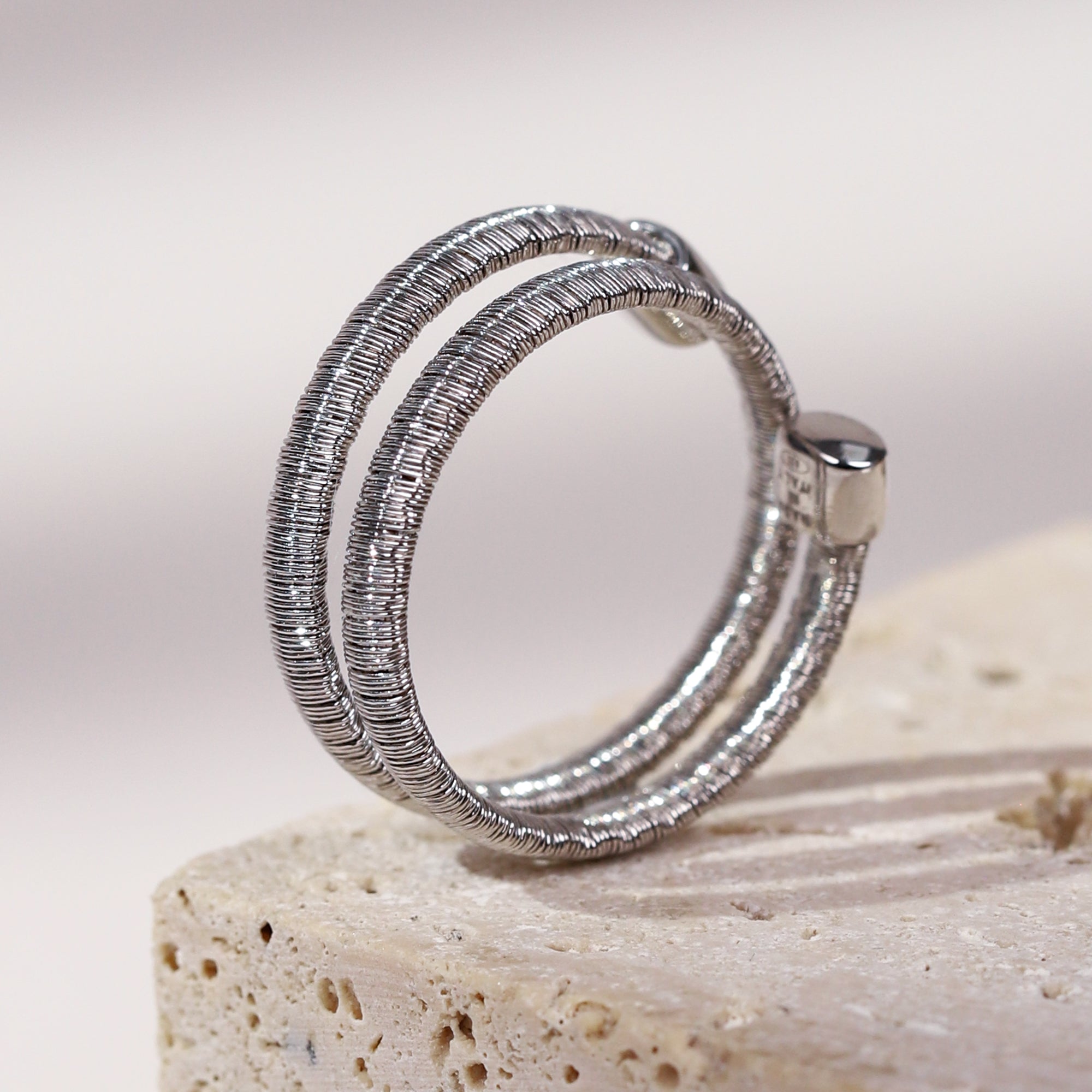 BLOOMVERE ADJUSTABLE COIL RING