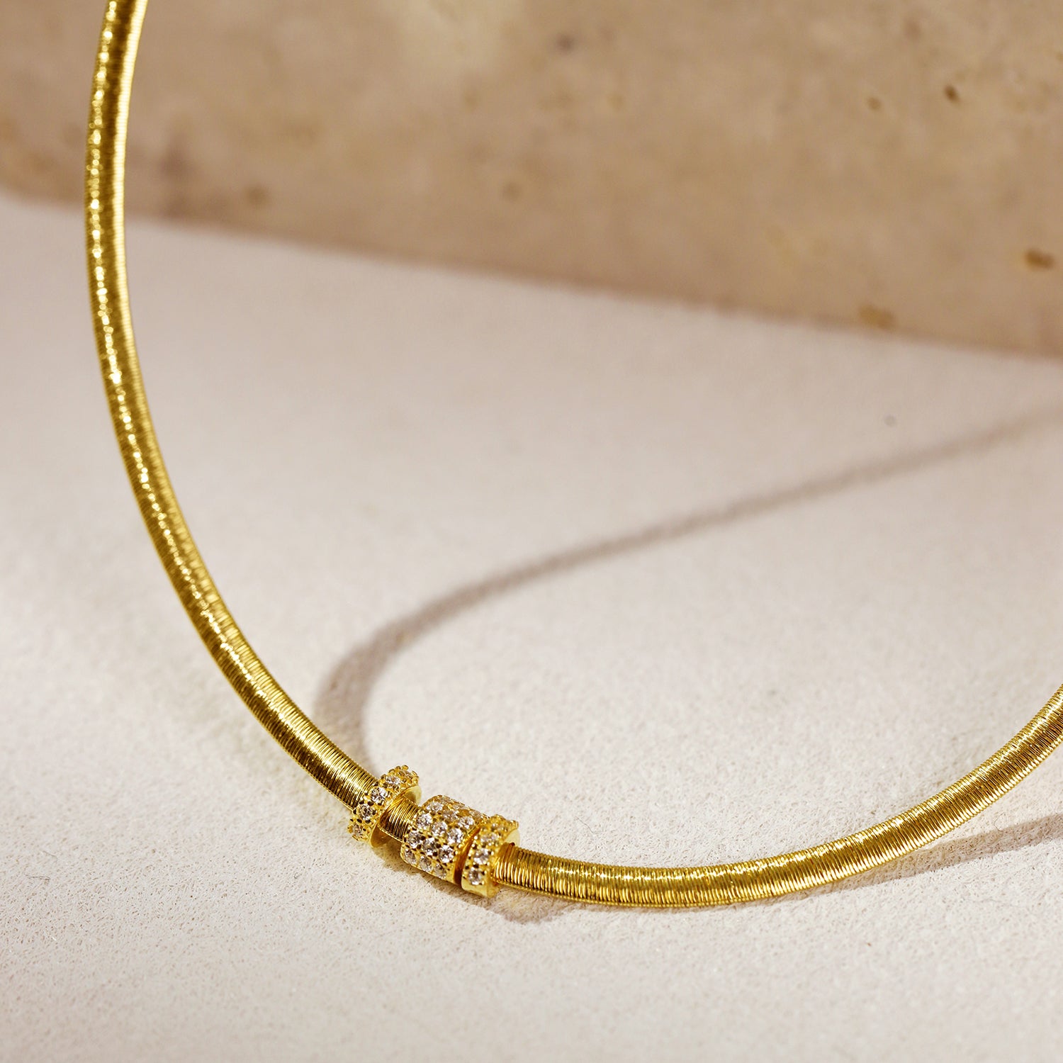 BLOOMVERE NECKLACE WITH BEADS