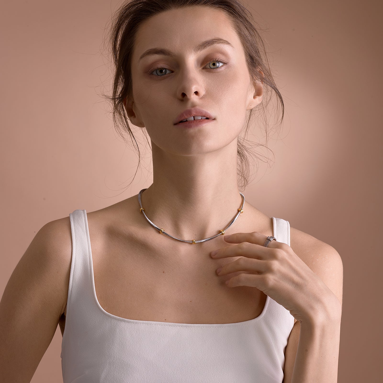 BLOOMVERE LONG BEADED NECKLACE