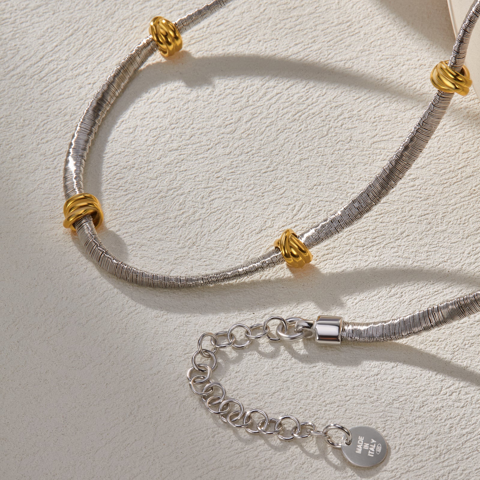 BLOOMVERE LONG BEADED NECKLACE