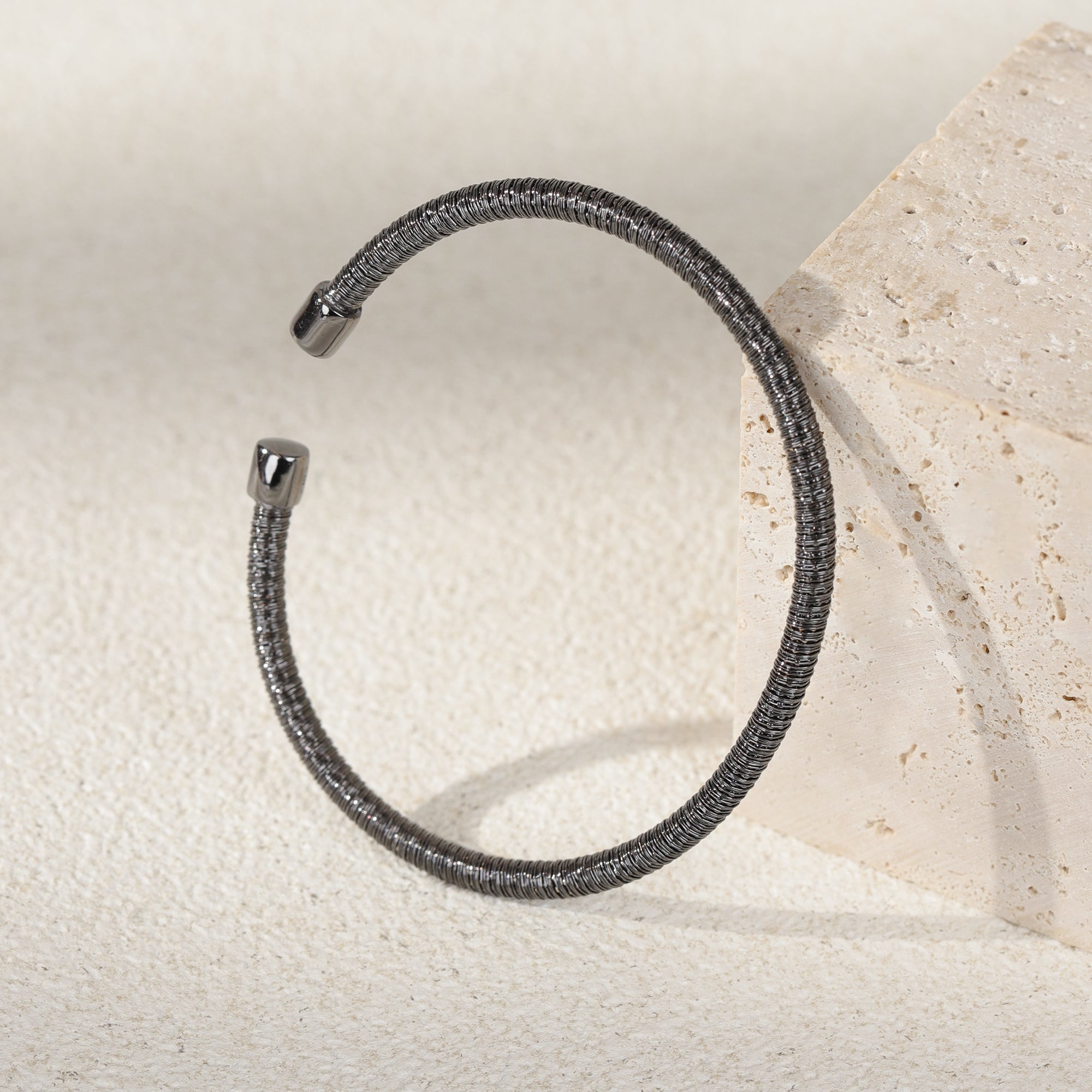 BLOOMVERE BRUSHED BLACK BANGLE