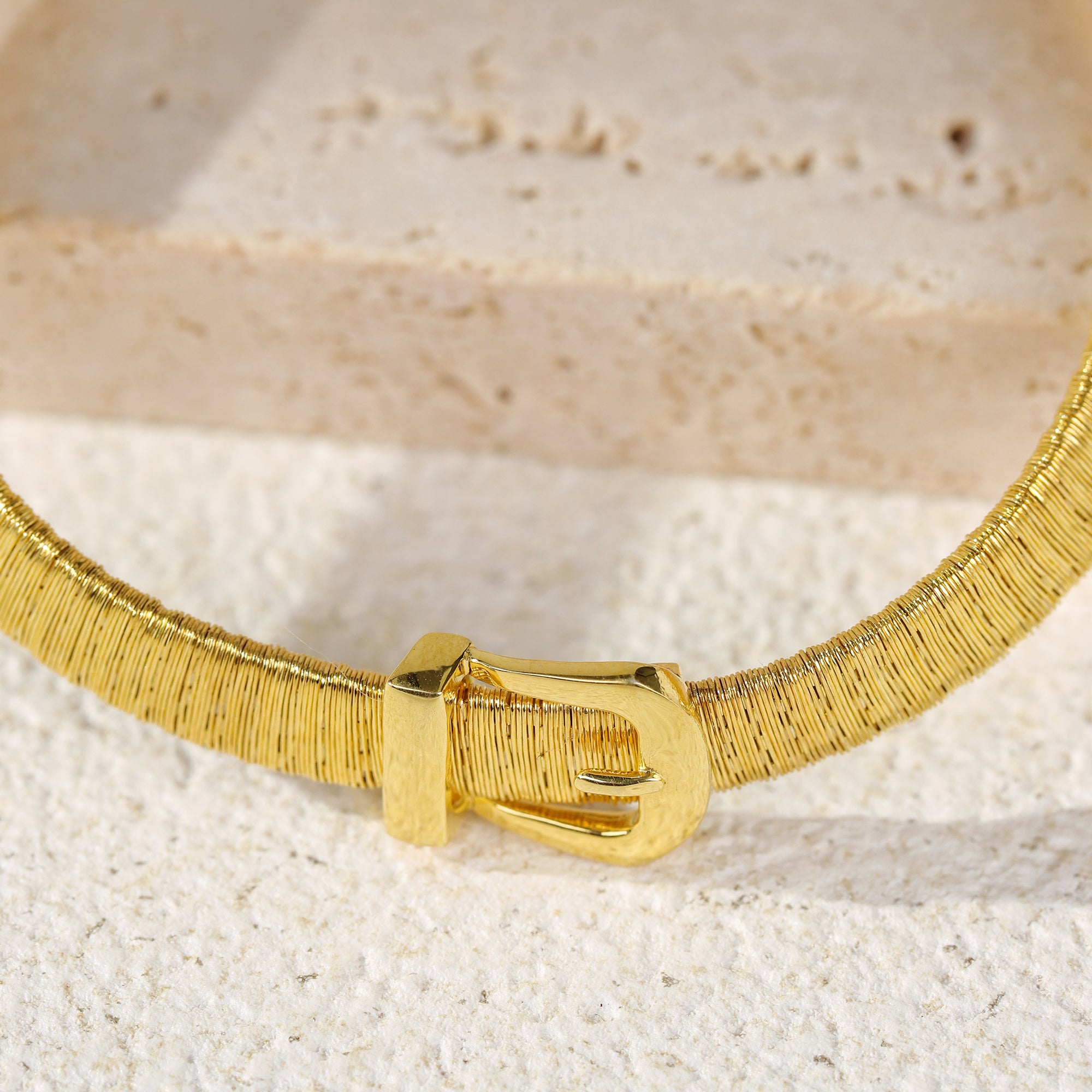 BLOOMVERE ADJUSTABLE BAND BRACELET (GOLD)