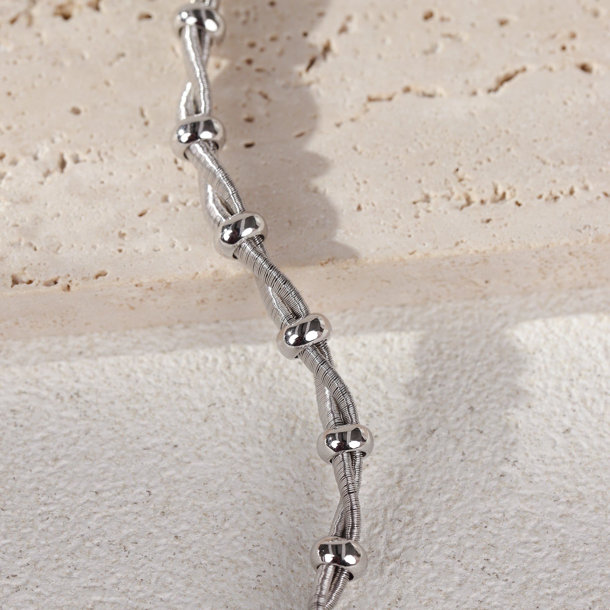 BLOOMVERE BAMBOO KNOT TIE BRACELET