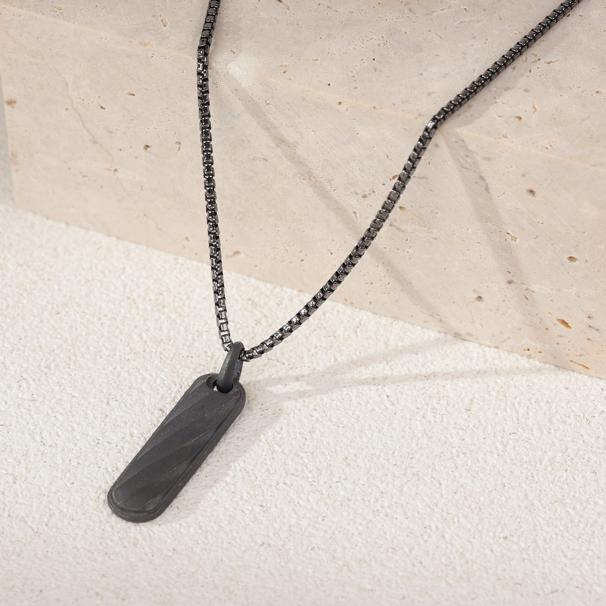 BLOOMVERE GEOMETRIC IRREGULAR PENDANT NECKLACE