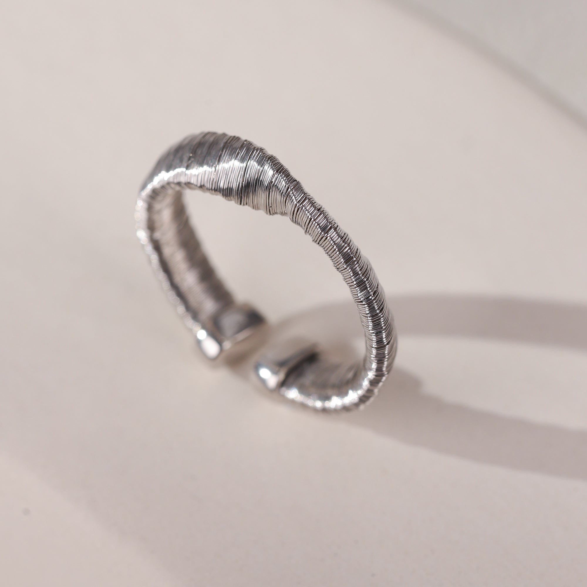 BLOOMVERE WOVEN RING (SILVER)