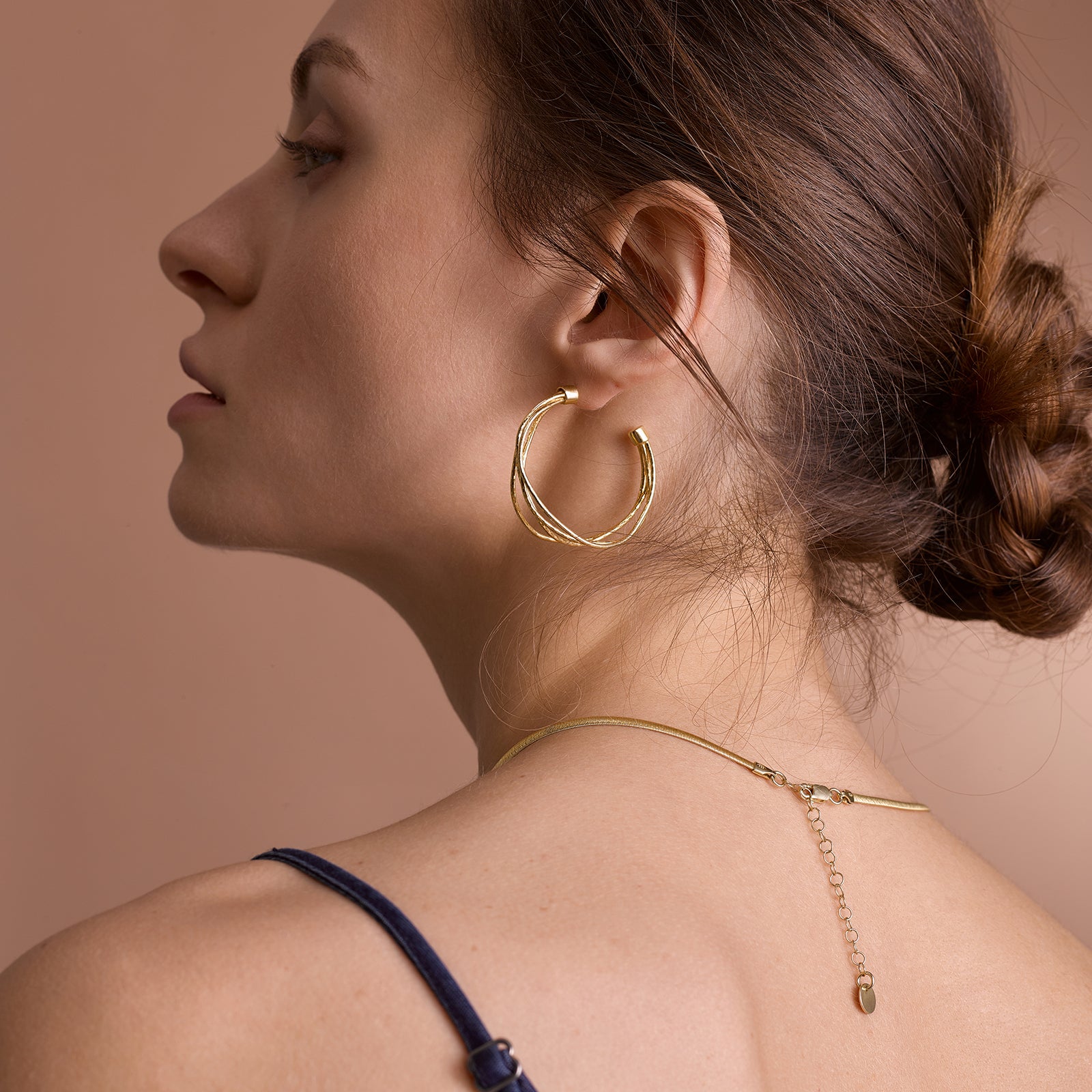 BLOOMVERE CROSSING EARRINGS