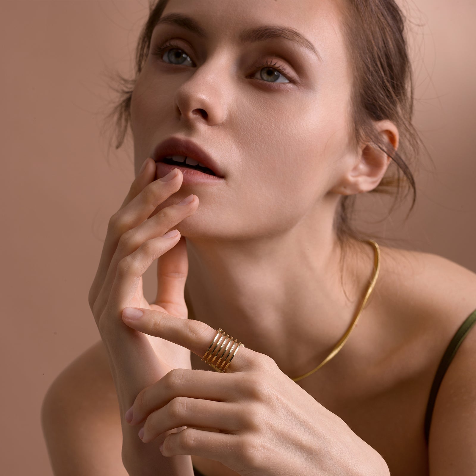 BLOOMVERE LINEAR RING