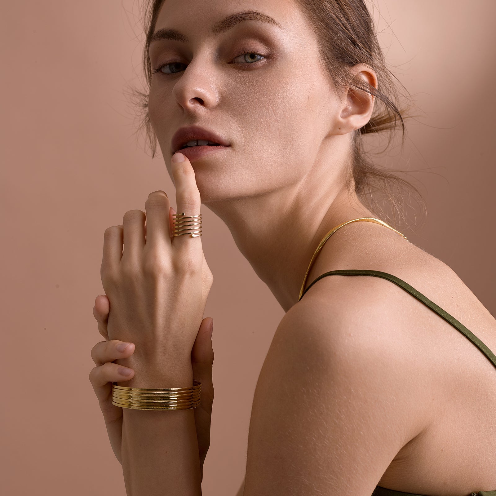 BLOOMVERE LINEAR RING