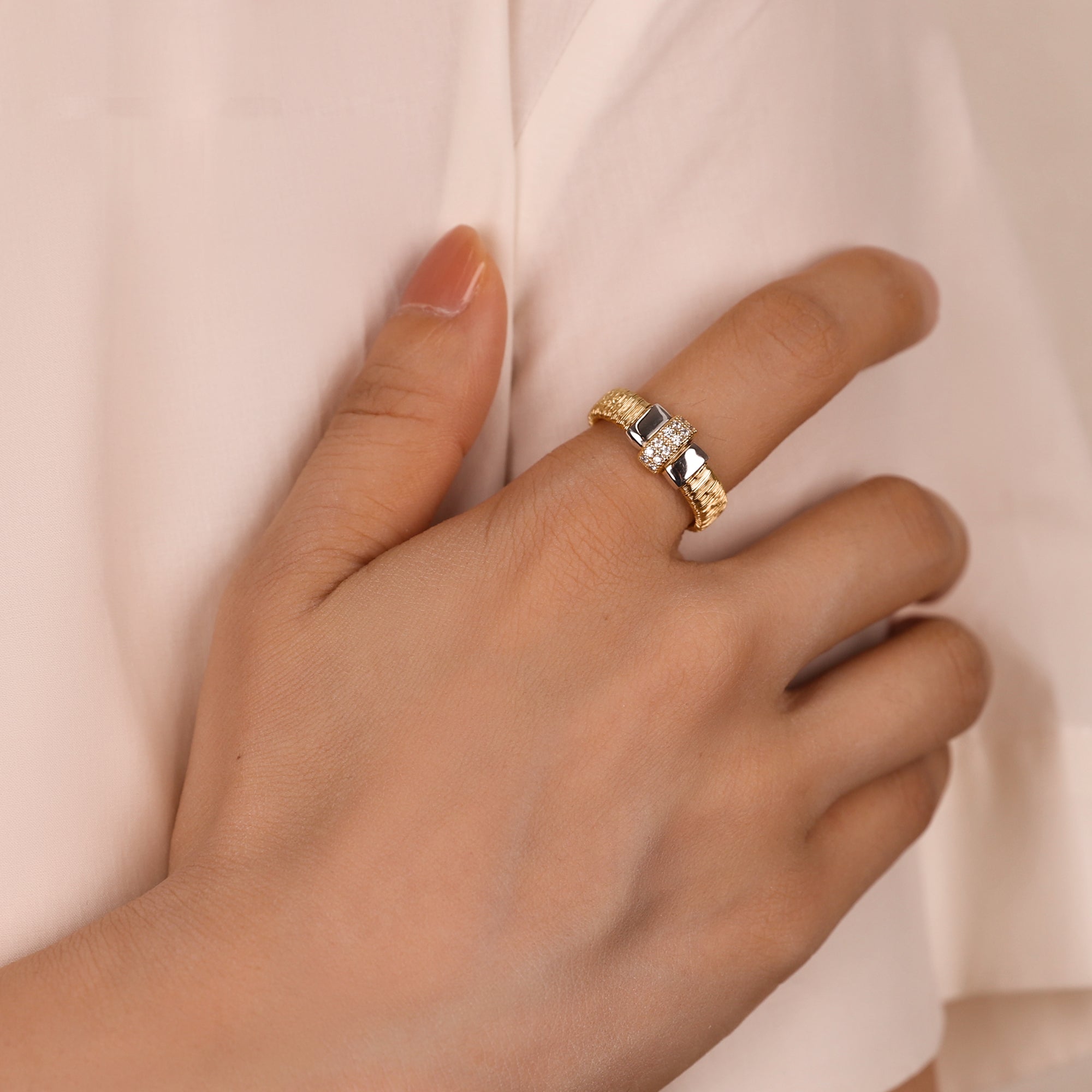 BLOOMVERE WIDE SHINY DIAMOND RING (SILVER)