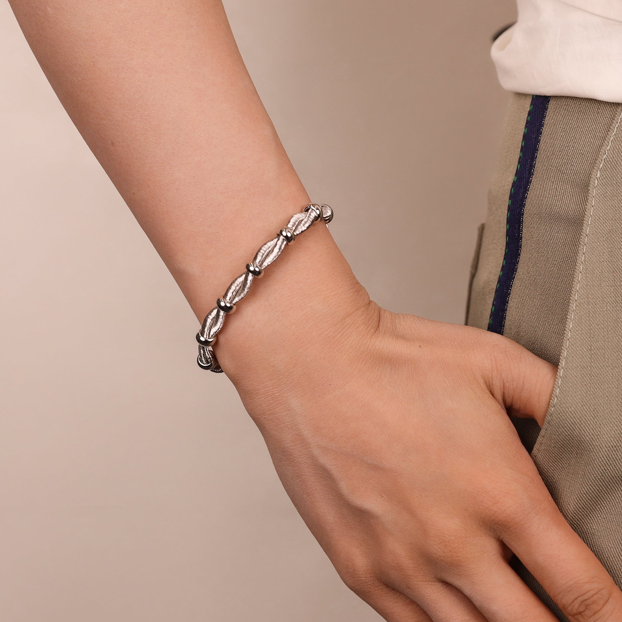 BLOOMVERE BAMBOO KNOT TIE BRACELET