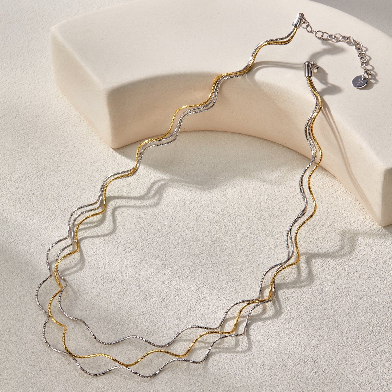 BLOOMVERE 3-STRAND MIXED NECKLACE