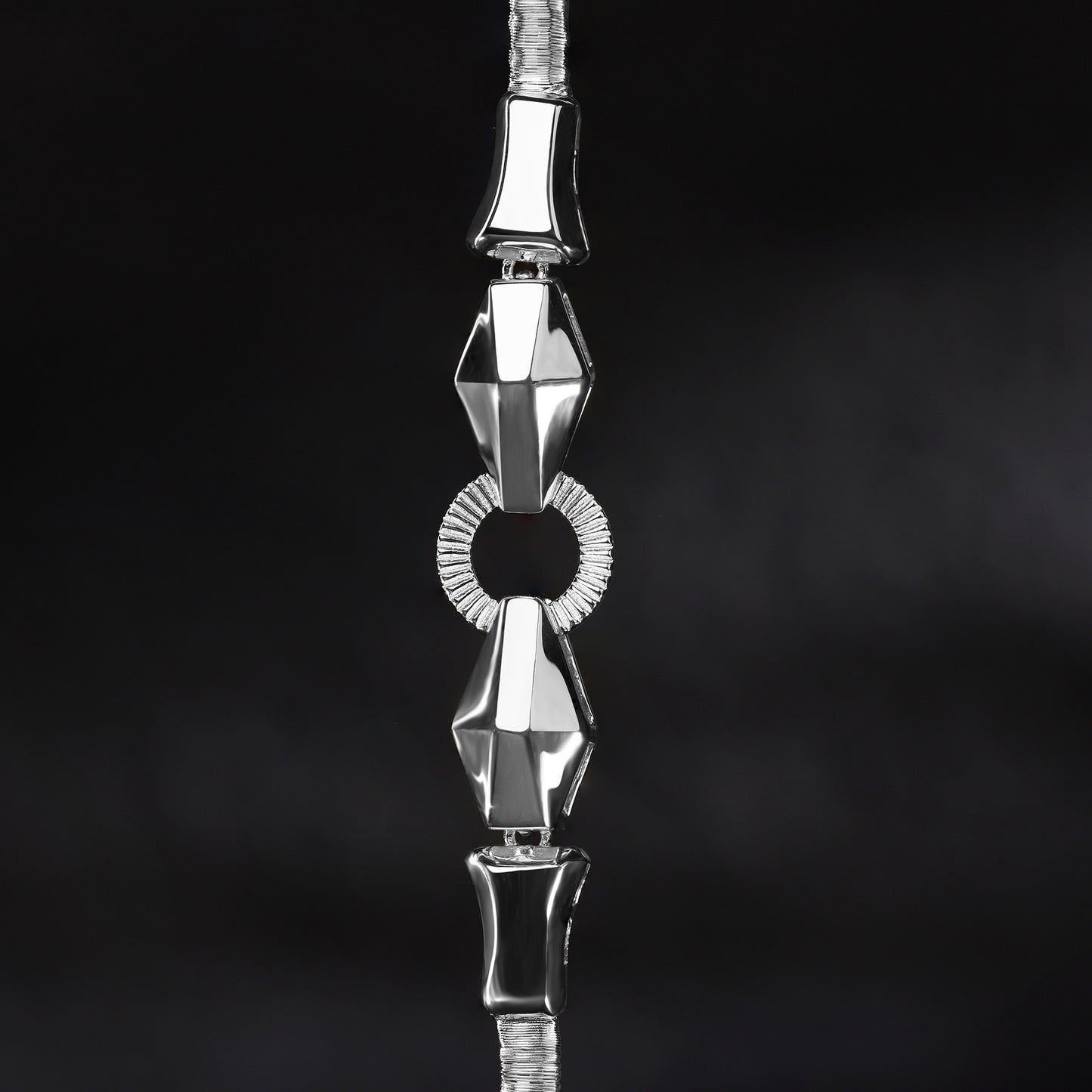 BLOOMVERE ORIENTAL SERPENT BRACELET (SILVER)