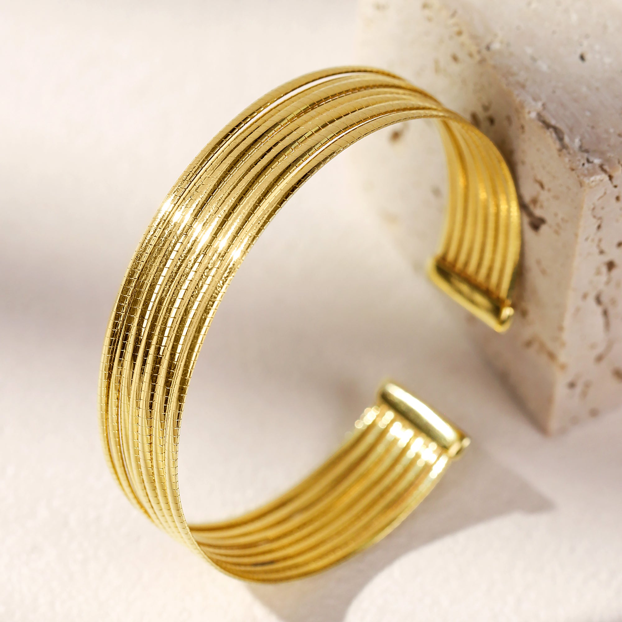 BLOOMVERE LINEAR BANGLE