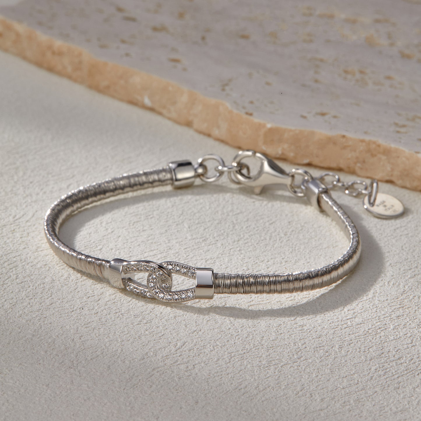 BLOOMVERE ADJUSTABLE BUCKLE BRACELET