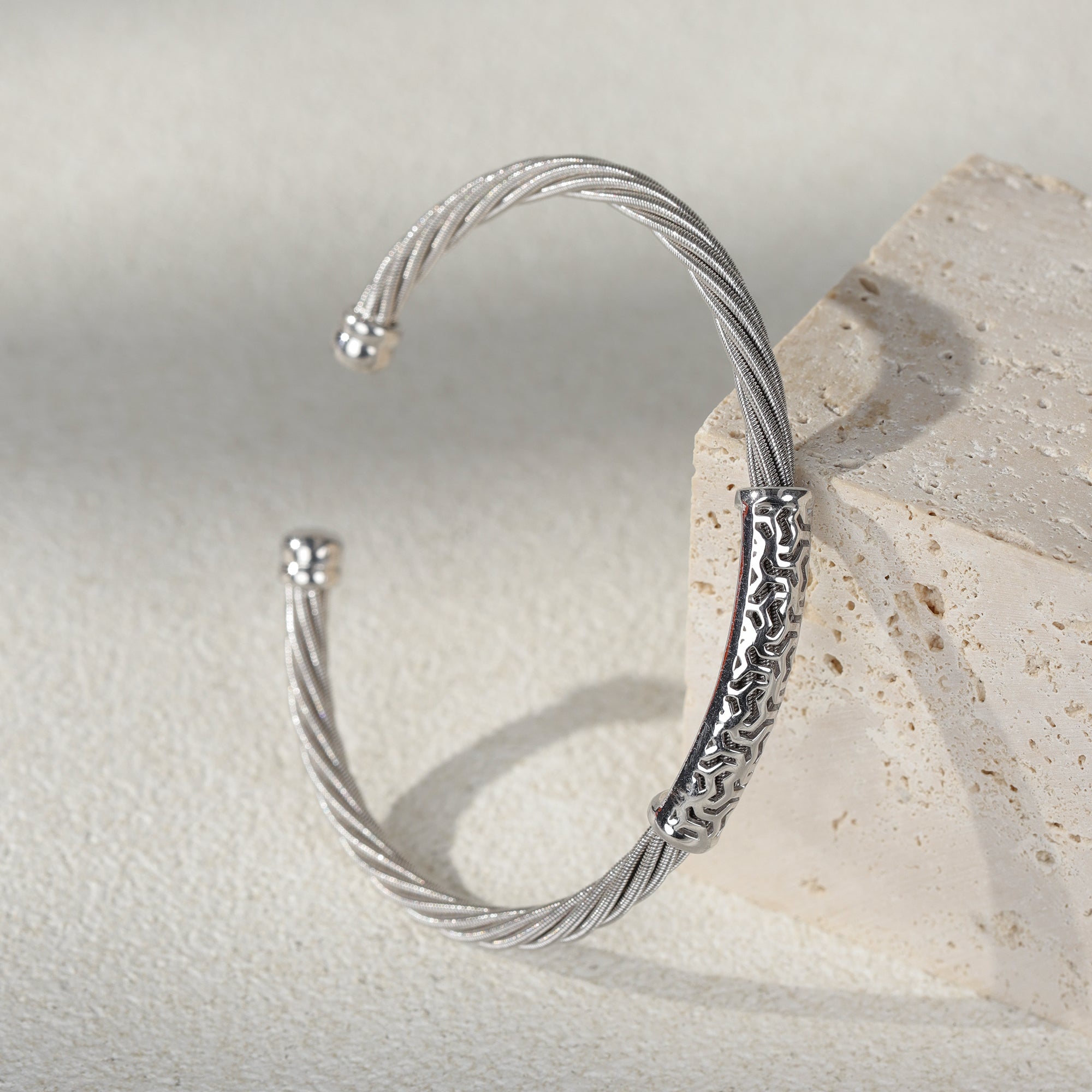 BLOOMVERE SILVER-WRAPPED VINTAGE BANGLE