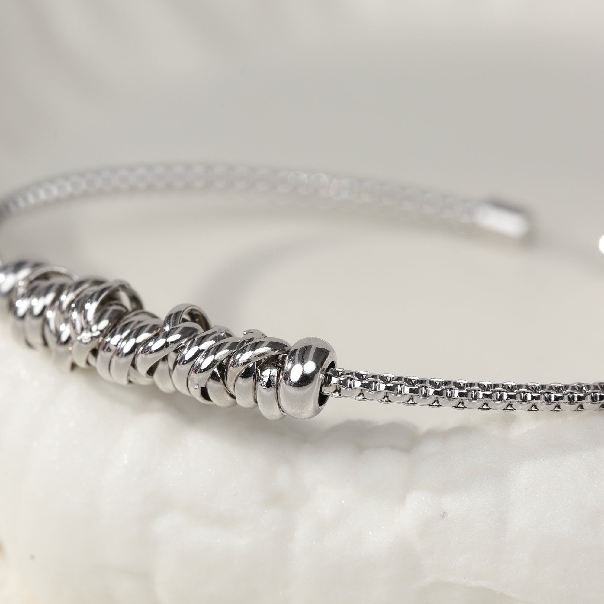 BLOOMVERE COILED WEALTH BANGLE