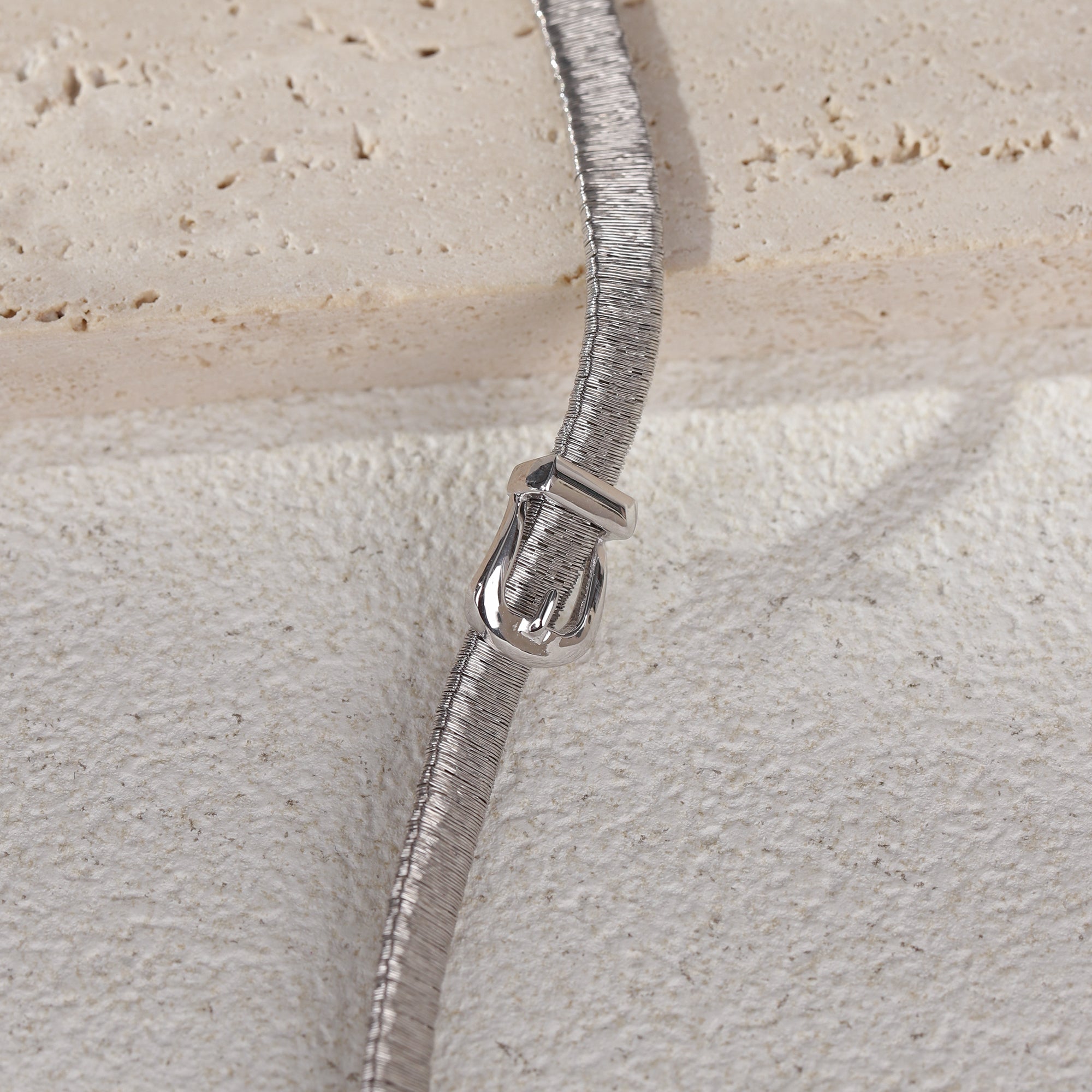 BLOOMVERE ADJUSTABLE BAND BRACELET (SILVER)