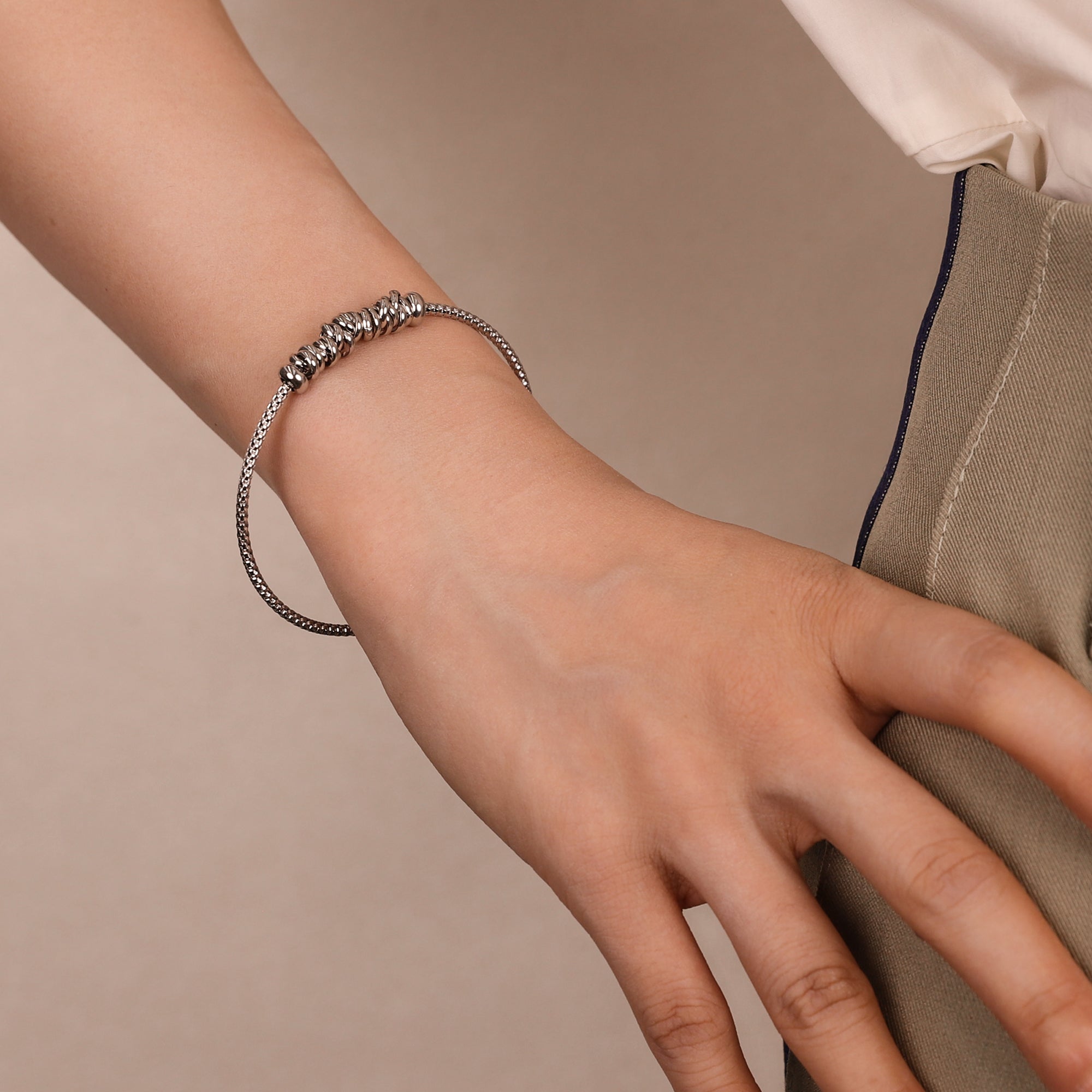 BLOOMVERE COILED WEALTH BANGLE
